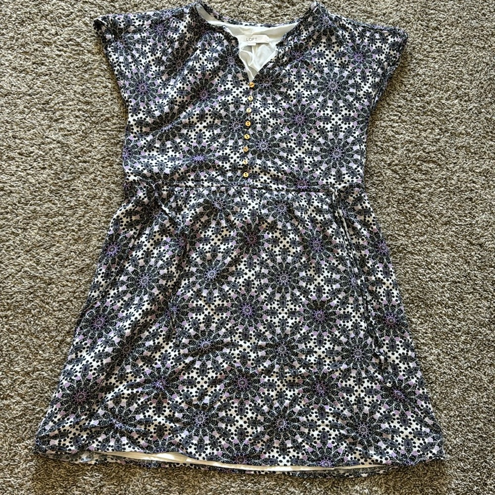 Fully lined loft floral work dress
